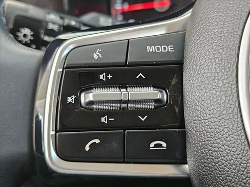Used 2023 Kia Sorento EX image 19