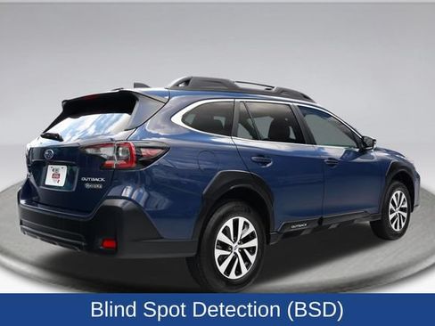 Used 2025 Subaru Outback Premium AWD/4WD image 14