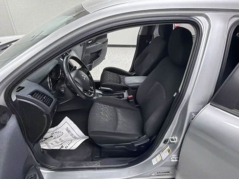 Used 2023 Mitsubishi Outlander Sport SE AWD/4WD image 11