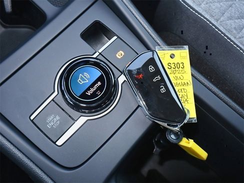 New 2025 Volkswagen Tiguan S image 24