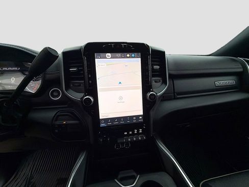 Used 2024 RAM 3500 Laramie w/ Night Edition image 27