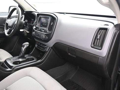 Used 2022 Chevrolet Colorado W/T w/ WT Convenience Package image 14