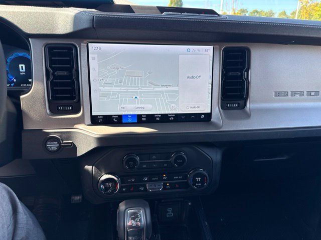 Used 2025 Ford Bronco Outer Banks AWD/4WD image 11