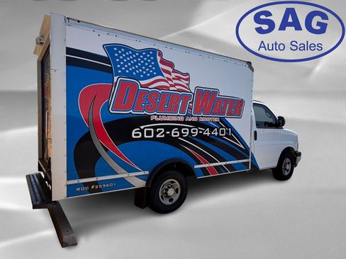 Used 2021 Chevrolet Express 3500 w/ Power Convenience Package RWD image 3