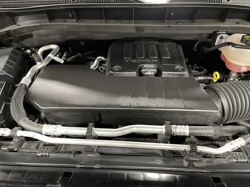 Used 2023 GMC Sierra 1500 SLE image 15