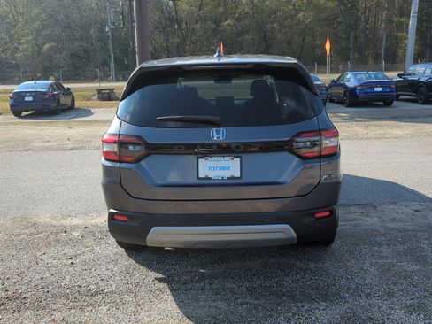 New 2025 Honda Pilot EX-L image 5