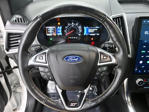 Used 2022 Ford Edge ST w/ Equipment Group 401A AWD/4WD image 7