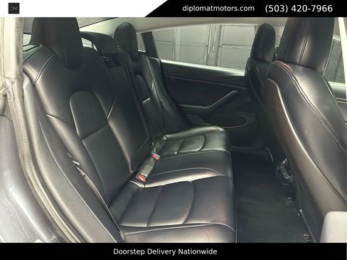 Used 2020 Tesla Model 3 Performance image 21