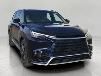 Used 2026 Lexus TX 500h AWD w/ Technology Package video 1