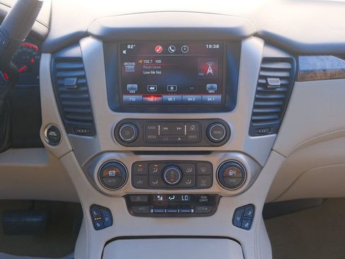 Used 2015 GMC Yukon XL Denali w/ Premium Package image 18