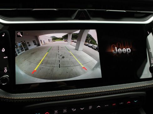 New 2026 Jeep Cherokee Limited AWD/4WD image 43