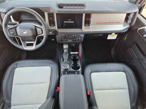 New 2026 Ford Bronco Outer Banks AWD/4WD image 13