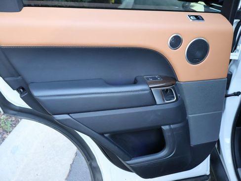 Used 2018 Land Rover Range Rover Sport Supercharged image 14