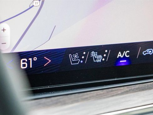 New 2026 Chevrolet Suburban Premier image 31