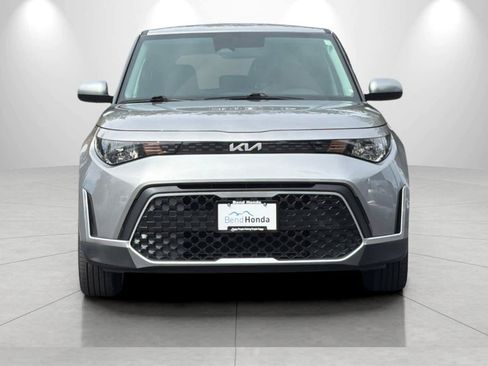 Used 2024 Kia Soul LX w/ Option Group 015 FWD image 10