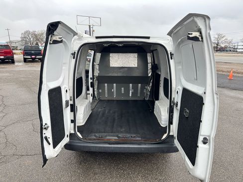 Used 2019 Nissan NV200 S w/ Cruise Control Package image 50
