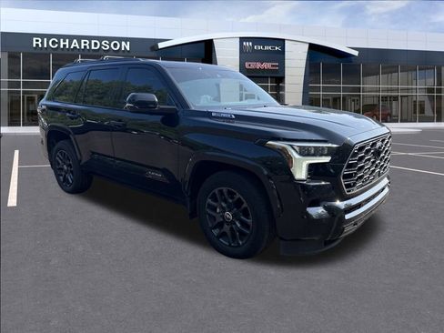 Used 2024 Toyota Sequoia Platinum image 7