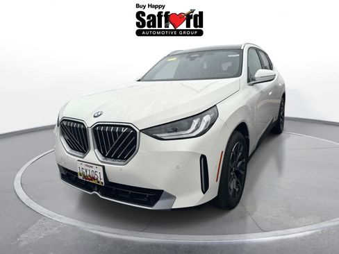 Used 2026 BMW X3 xDrive30i w/ Convenience Package AWD/4WD image 2