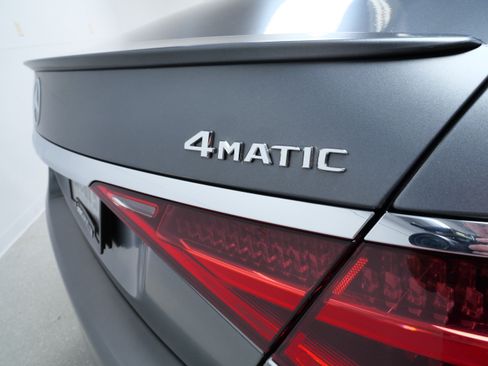 Used 2022 Mercedes-Benz S 580 4MATIC Sedan image 6
