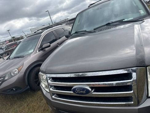Used 2012 Ford Expedition Limited image 2