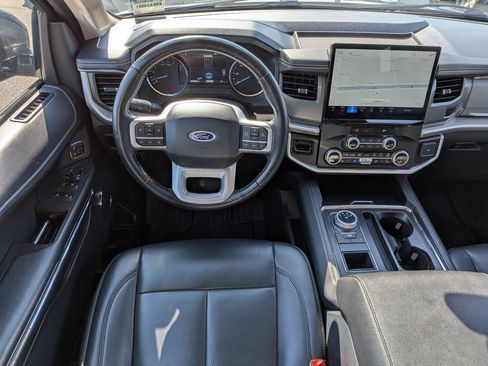 Used 2024 Ford Expedition XLT RWD image 33