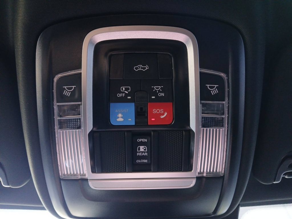 Used 2026 RAM 3500 Limited AWD/4WD image 7