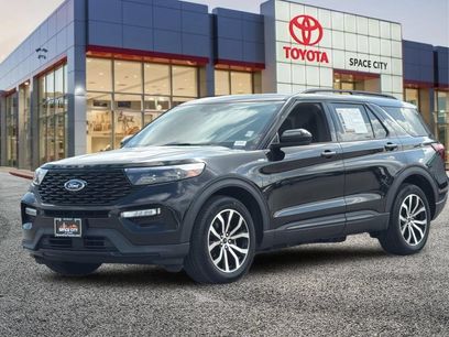 Used 2022 Ford Explorer ST-Line w/ Class IV Trailer Tow Package