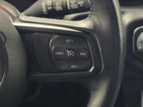 Used 2018 Jeep Wrangler Unlimited Sport S AWD/4WD image 27