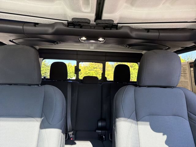 Used 2021 Jeep Gladiator Sport AWD/4WD image 21