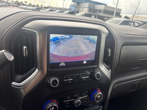 Used 2022 Chevrolet Silverado 1500 LT Trail Boss w/ Safety Package AWD/4WD image 25