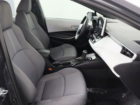 Used 2025 Toyota Corolla FX w/ Convenience Package image 18