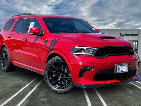Used 2021 Dodge Durango R/T w/ Tow 'N Go Package AWD/4WD image 12