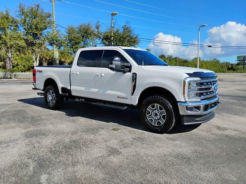 Used 2024 Ford F250 Lariat image 2