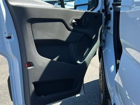 New 2026 Ford Transit 250 148 Medium Roof w/ Load Area Protection Package RWD image 15