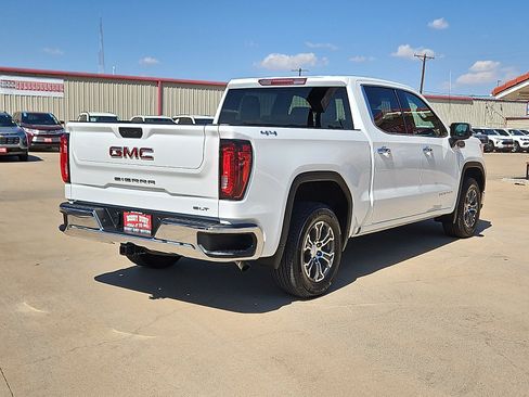 Used 2026 GMC Sierra 1500 SLT AWD/4WD image 3