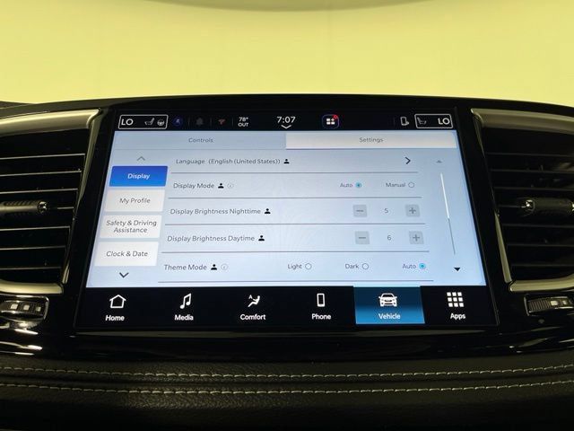 Used 2026 Chrysler Pacifica Select FWD image 30