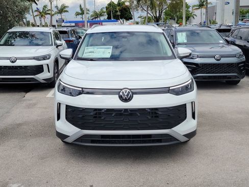 New 2026 Volkswagen Tiguan S FWD image 2