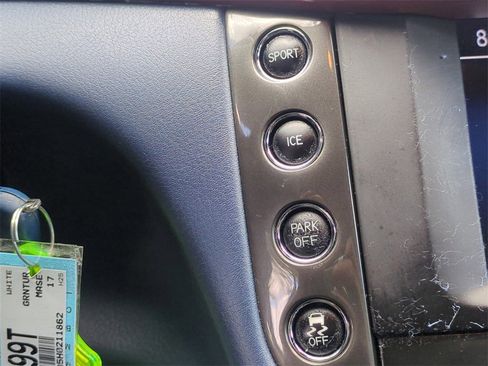 Used 2017 Maserati GranTurismo Convertible image 28