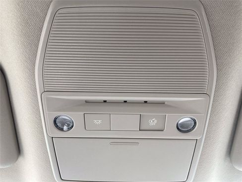 New 2026 Nissan Sentra SV w/ SV Convenience Package FWD image 25
