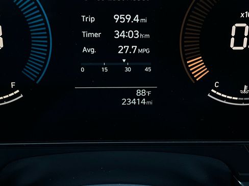 Used 2025 Hyundai Kona SEL image 39