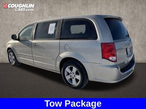 Used 2013 Dodge Grand Caravan SE image 3