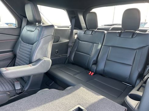 New 2026 Ford Explorer ST-Line w/ ST-Line Street Pack image 30