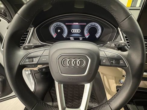 Used 2025 Audi Q5 2.0T Premium Plus w/ Premium Plus Package image 12