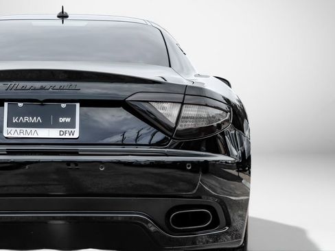 Used 2017 Maserati GranTurismo MC RWD image 42
