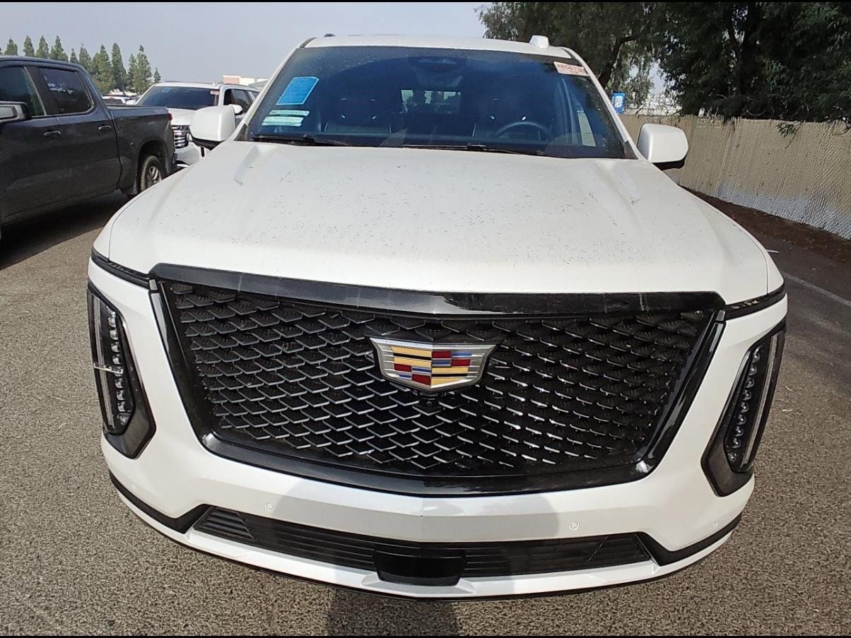 Used 2025 Cadillac Escalade ESV Sport RWD image 16