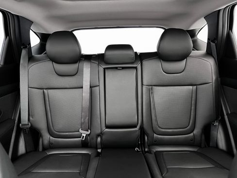 New 2026 Hyundai Tucson Limited image 16