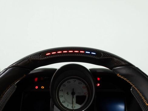 Used 2019 Ferrari 812 Superfast RWD image 33