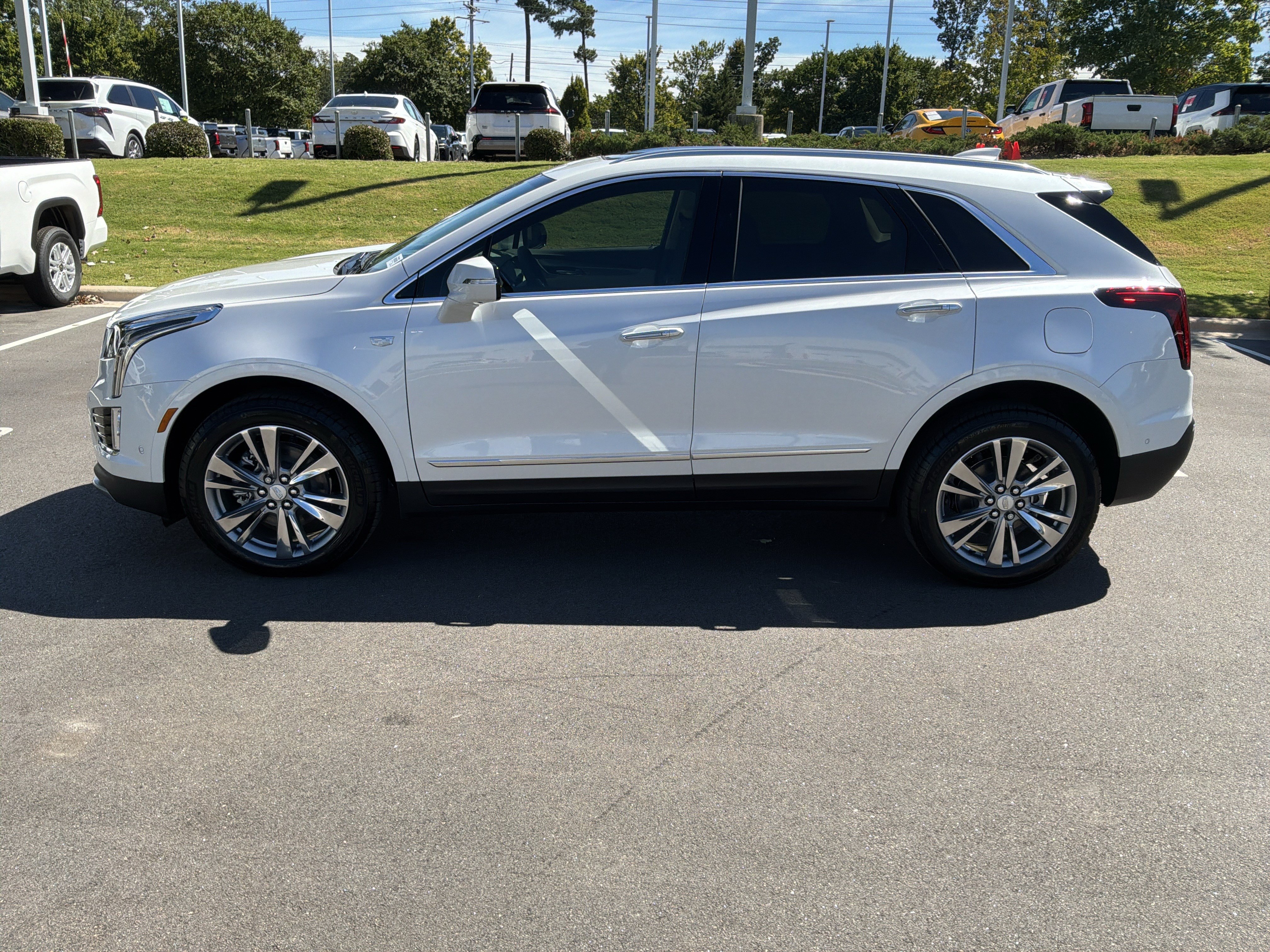 Used 2026 Cadillac XT5 Premium Luxury w/ Driver Assist Package FWD image 7