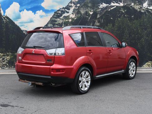 Used 2012 Mitsubishi Outlander SE AWD/4WD image 3
