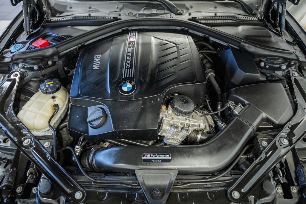 Used 2016 BMW 435i xDrive Convertible AWD/4WD image 14